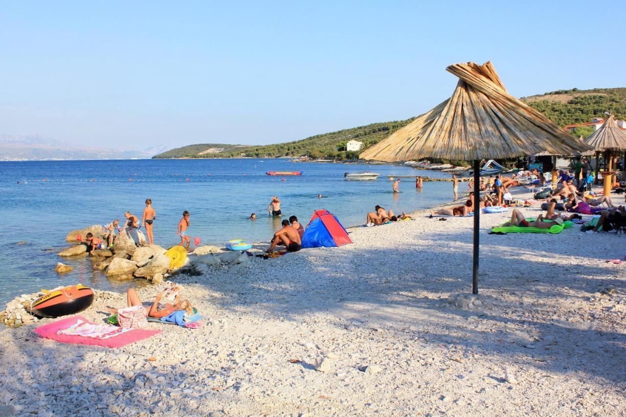 Apartma Apartments With A Parking Space Slatine, Ciovo - 2566