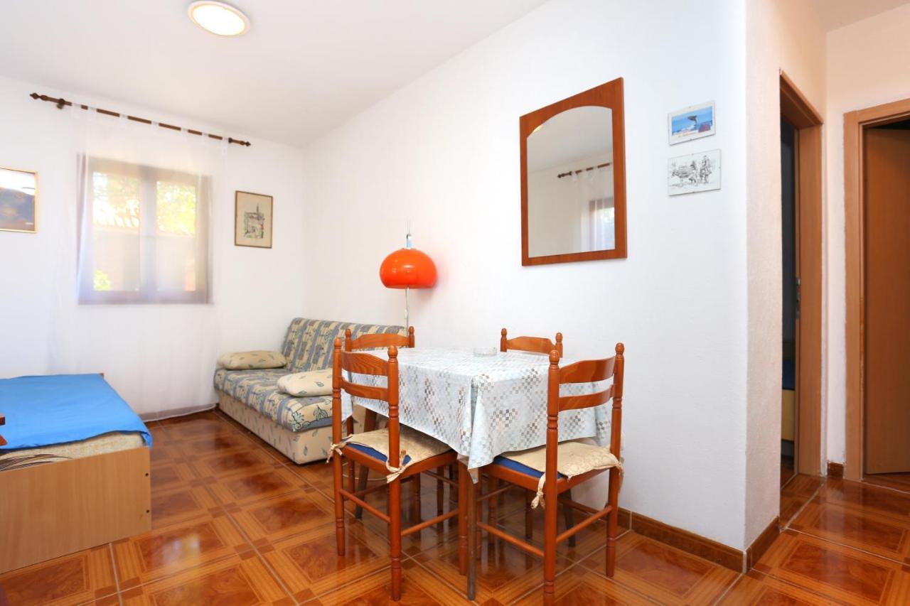 Apartments With A Parking Space Slatine, Ciovo - 2566 Apartment Slatine