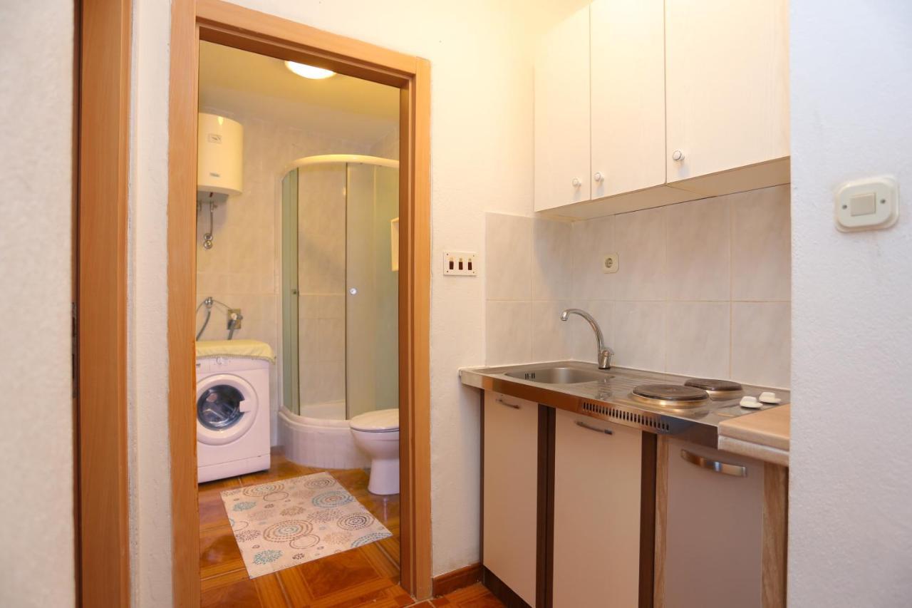 Apartments With A Parking Space Slatine, Ciovo - 2566