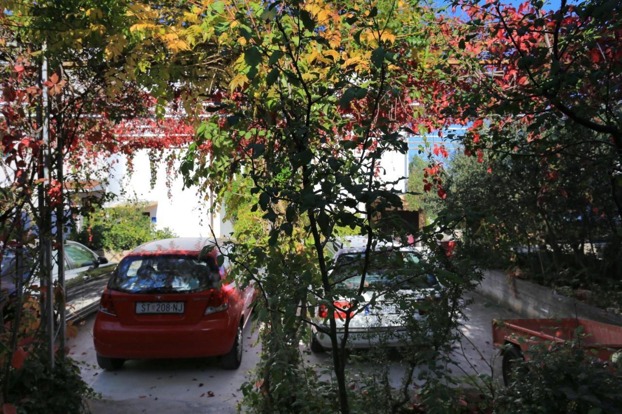Apartments With A Parking Space Slatine, Ciovo - 2566 Slatine