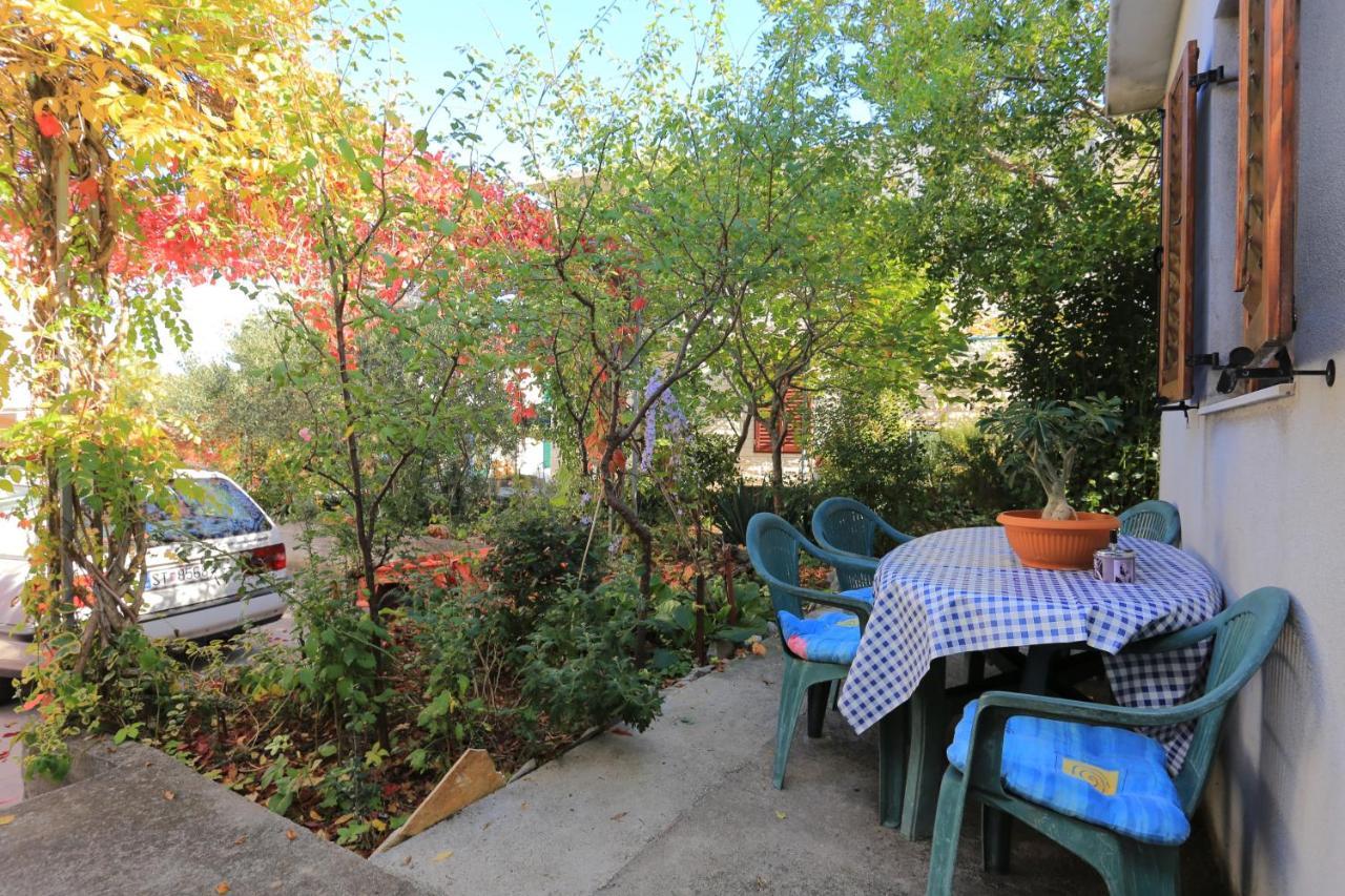 Apartment Apartments With A Parking Space Slatine, Ciovo - 2566
