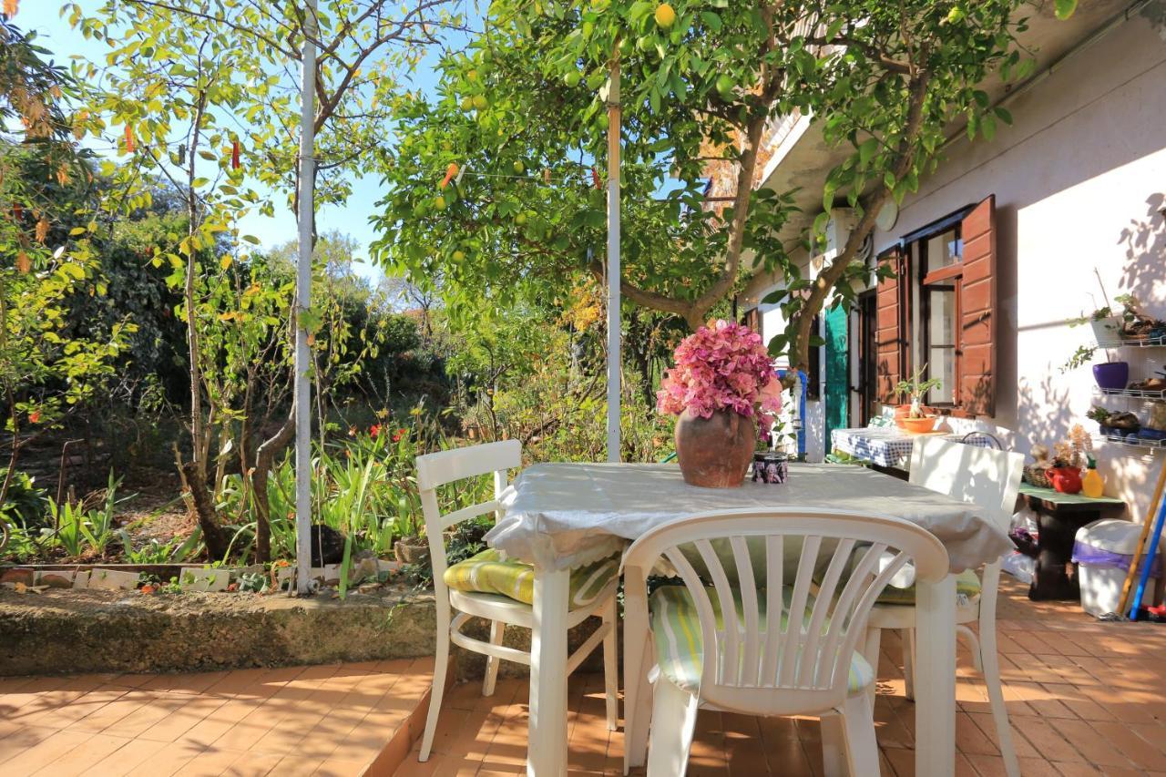 Apartments With A Parking Space Slatine, Ciovo - 2566 *