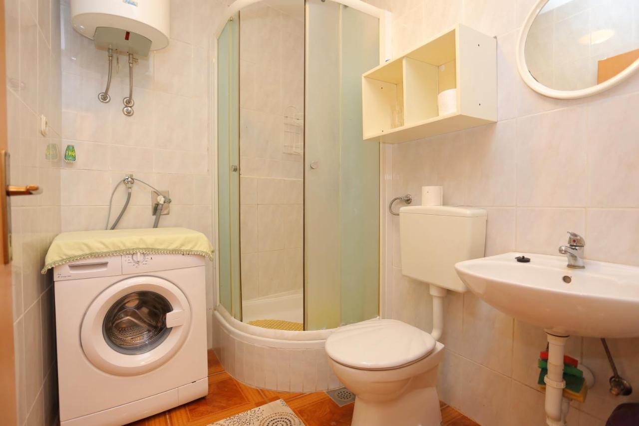Apartment Apartments With A Parking Space Slatine, Ciovo - 2566