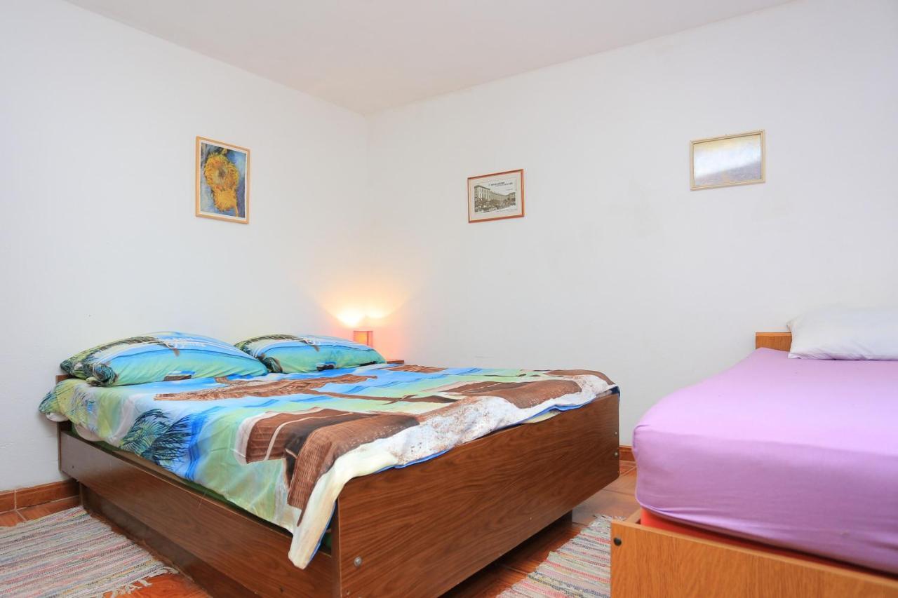 Apartments With A Parking Space Slatine, Ciovo - 2566 *
