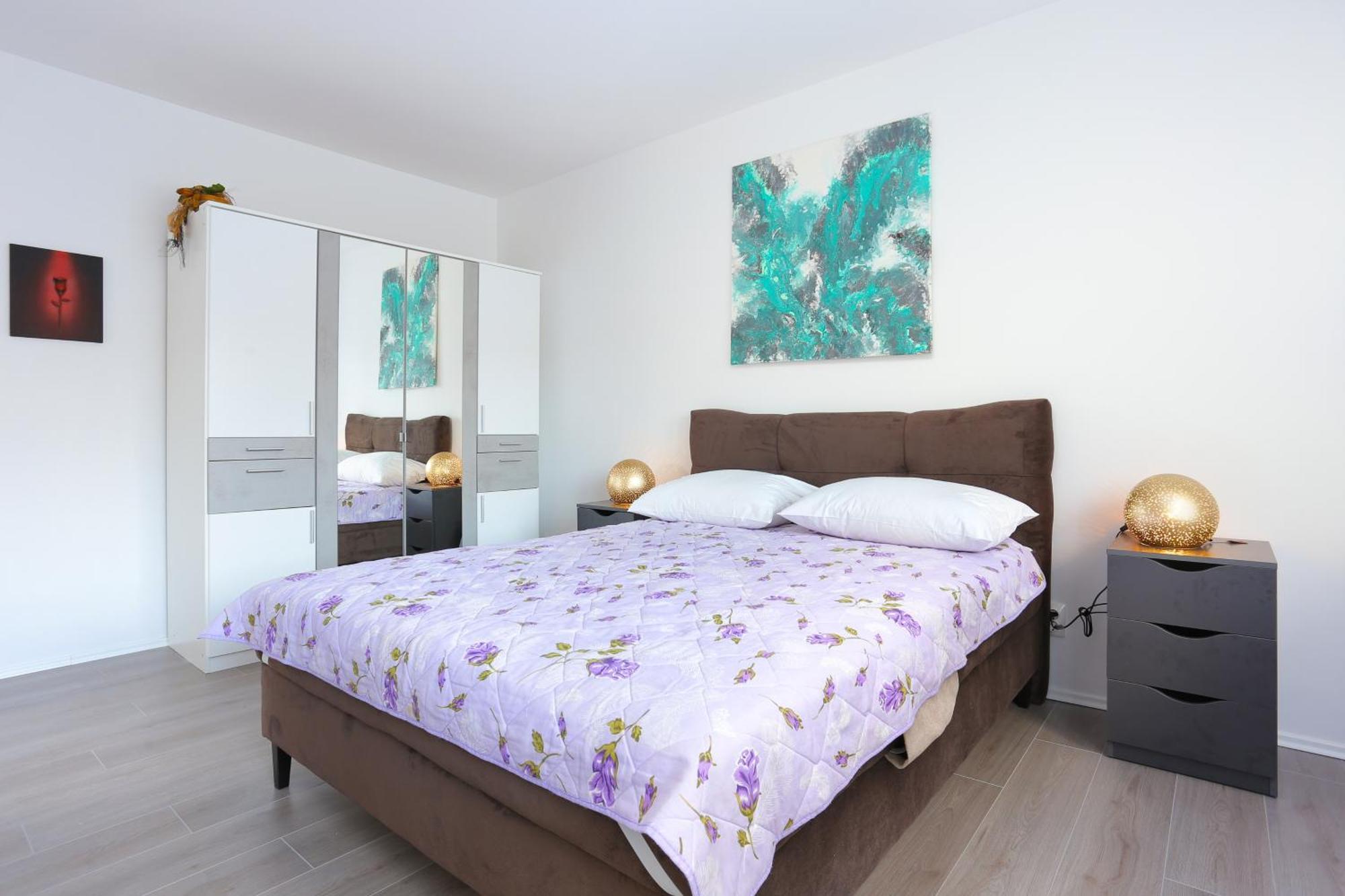 Apartments With A Parking Space Slatine, Ciovo - 2566 Slatine