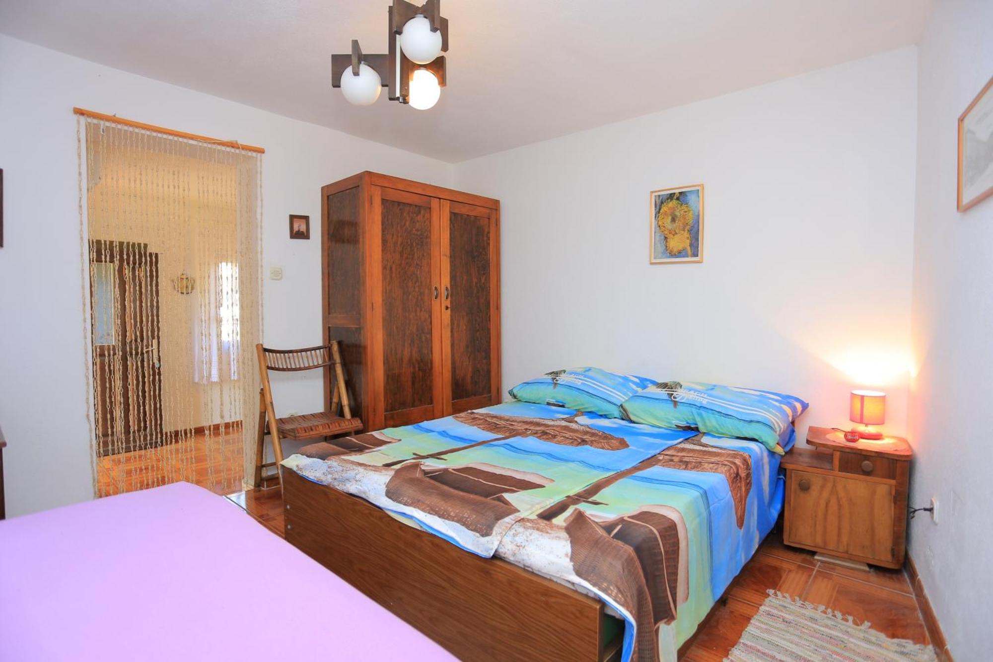 Apartment Apartments With A Parking Space Slatine, Ciovo - 2566 *